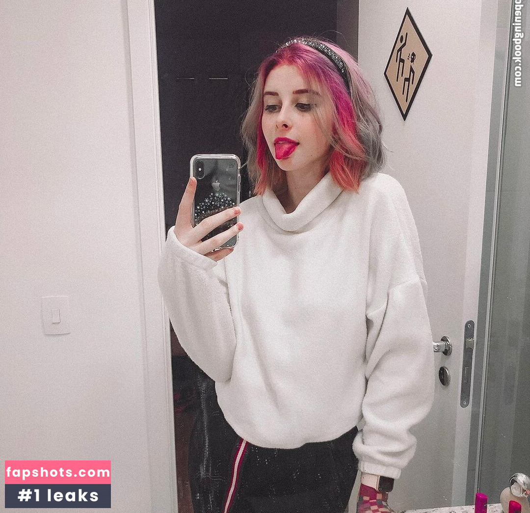 Gabi Cattuzzo gallery photo #65