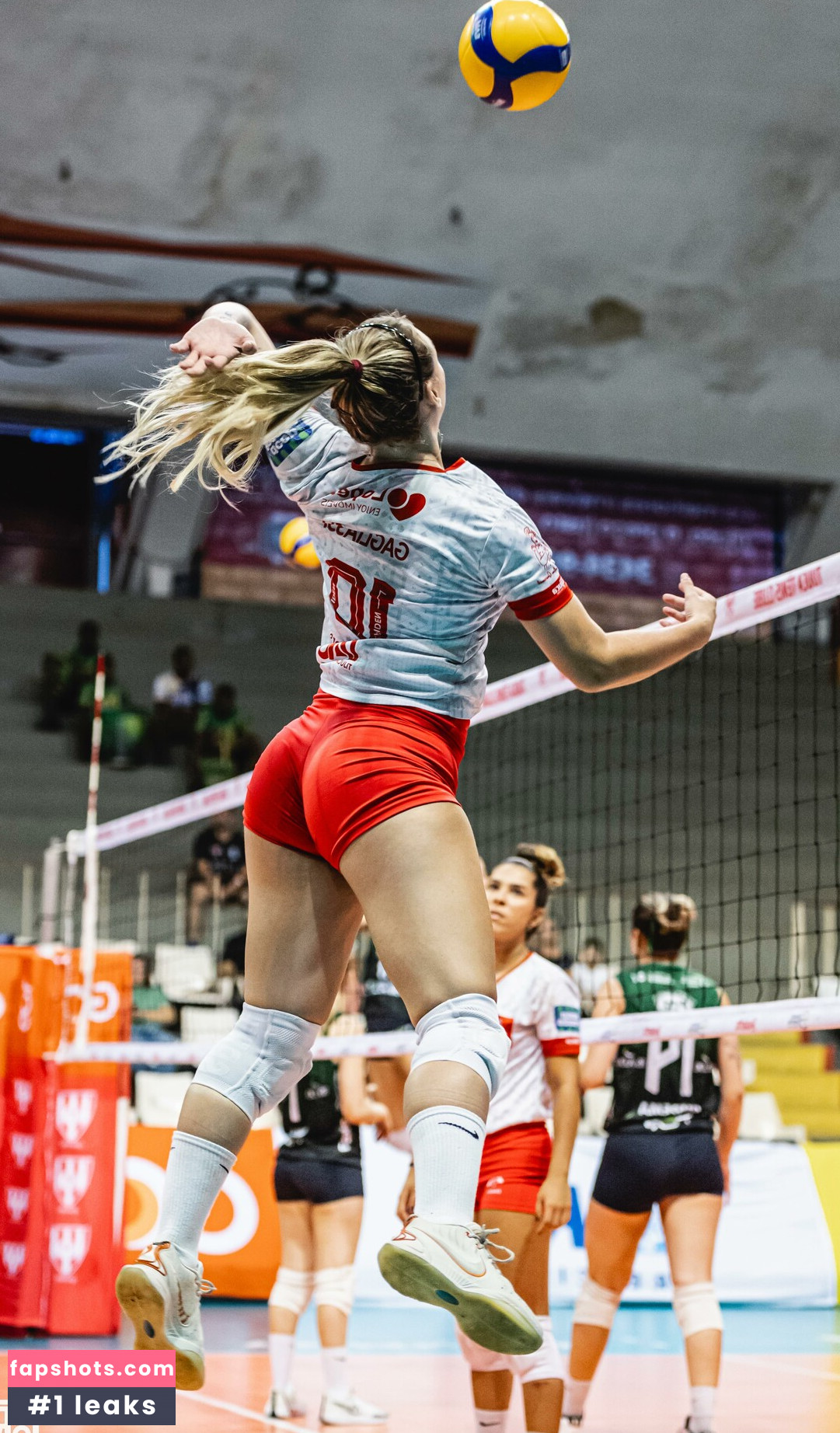 Gabi Gagliassi gallery photo #14