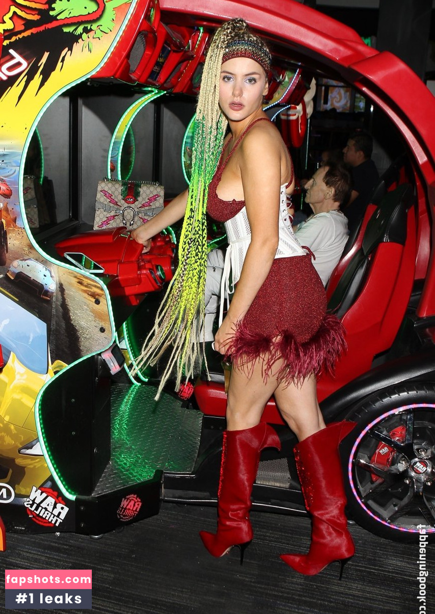 Gabi Grecko gallery photo #39