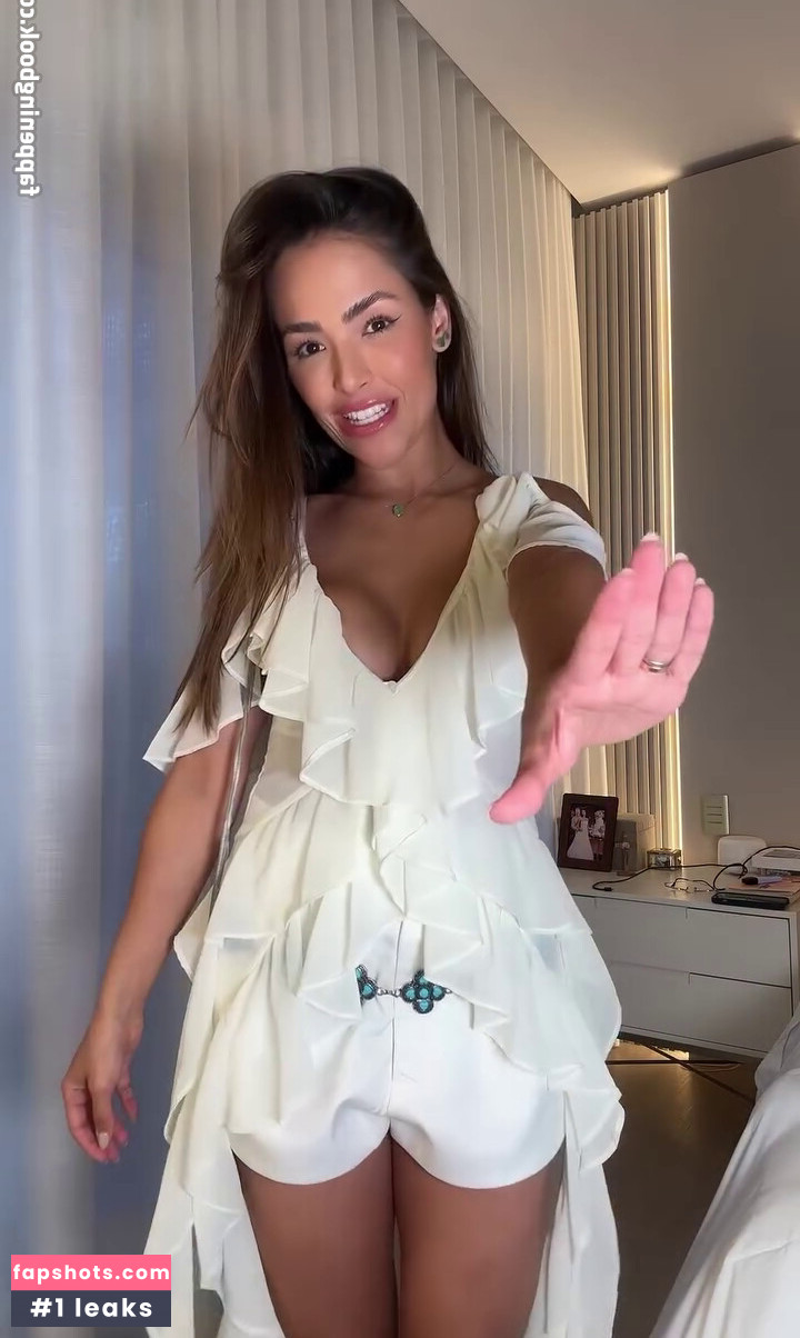 Gabi Luthai gallery photo #22