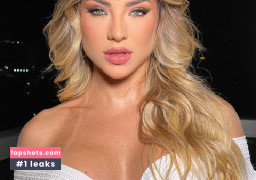 Gabi Martins gallery photo #47