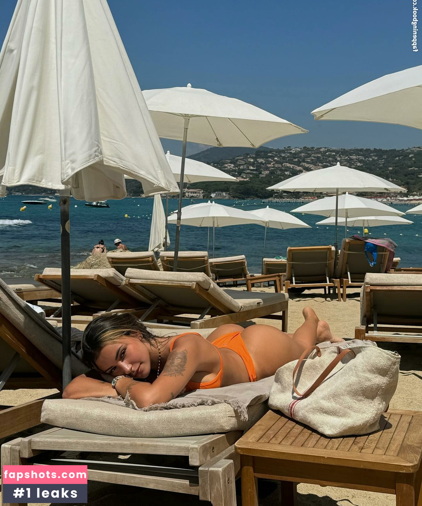 Gabimfmoura gallery photo #2