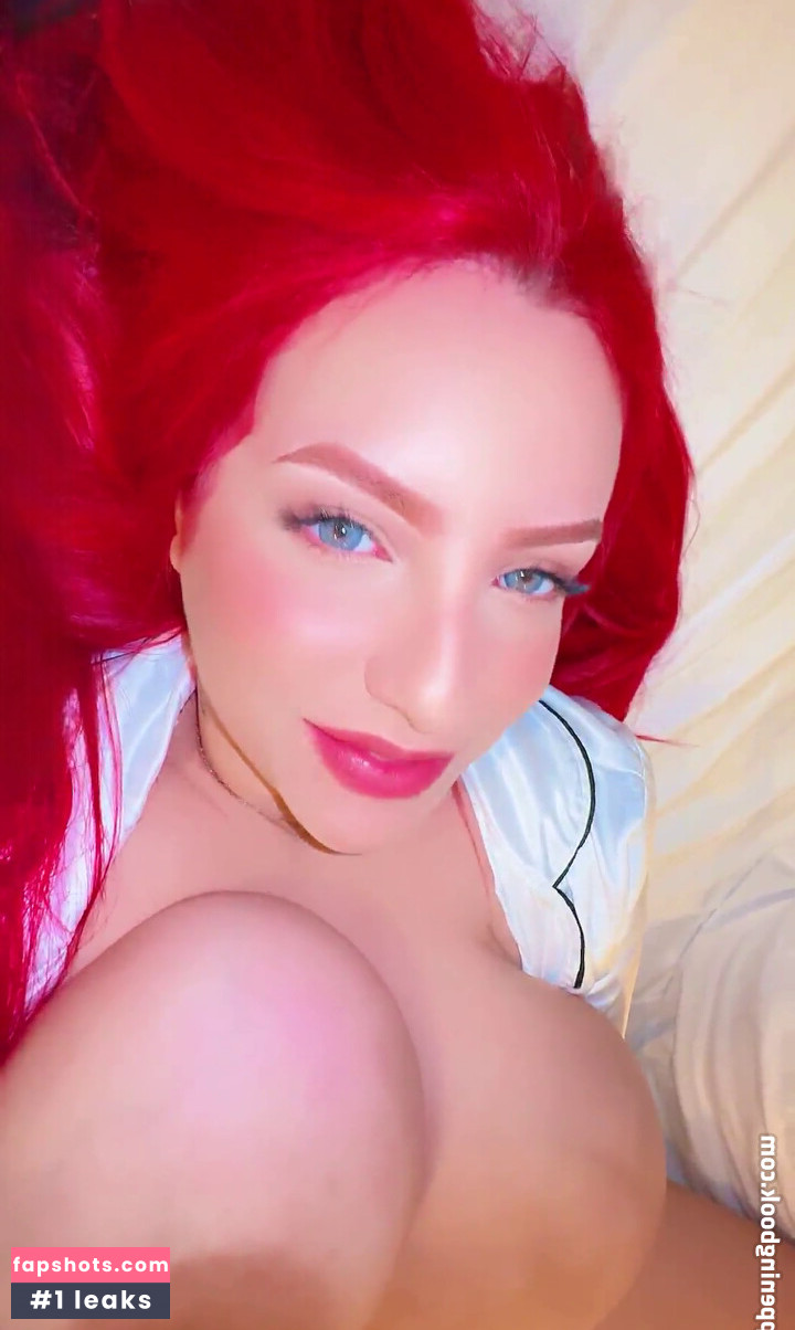 Gabriela Abdala nude babe gallery