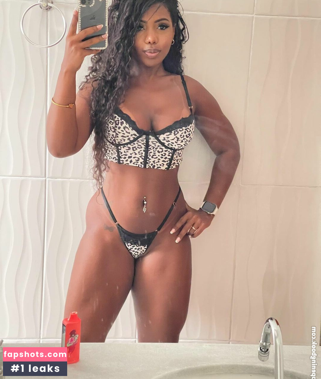 Gabriela Alves gallery photo #6