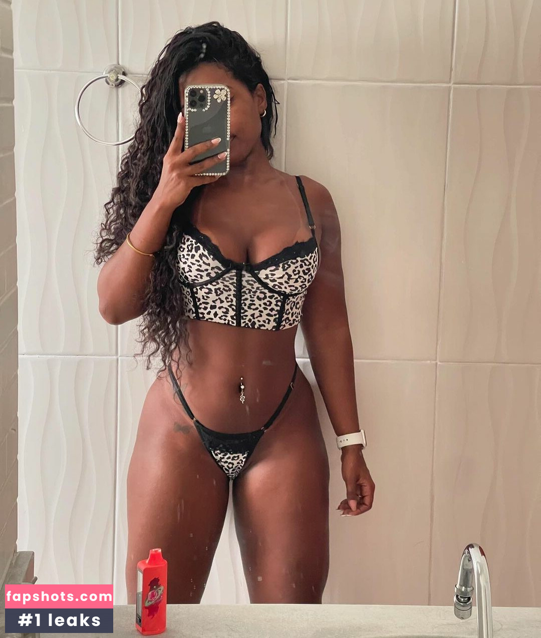 Gabriela Alves gallery photo #9