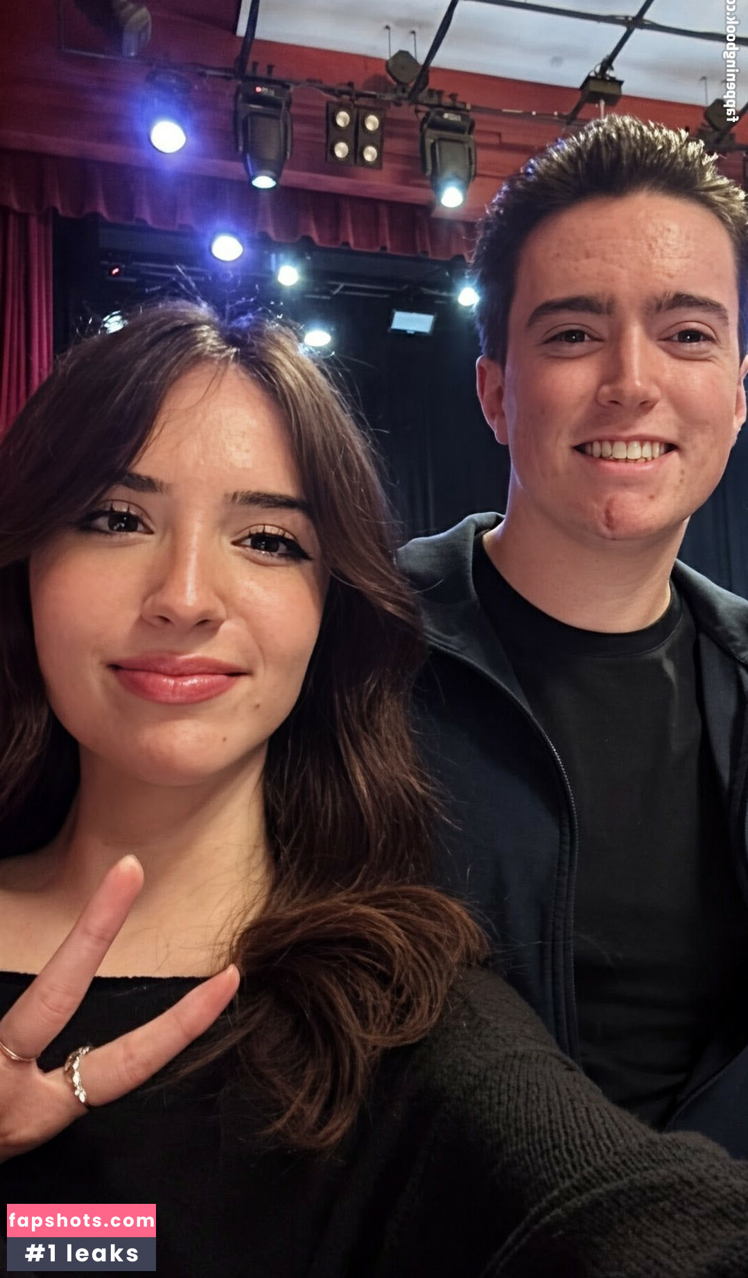 Gabriela Bee gallery photo #4