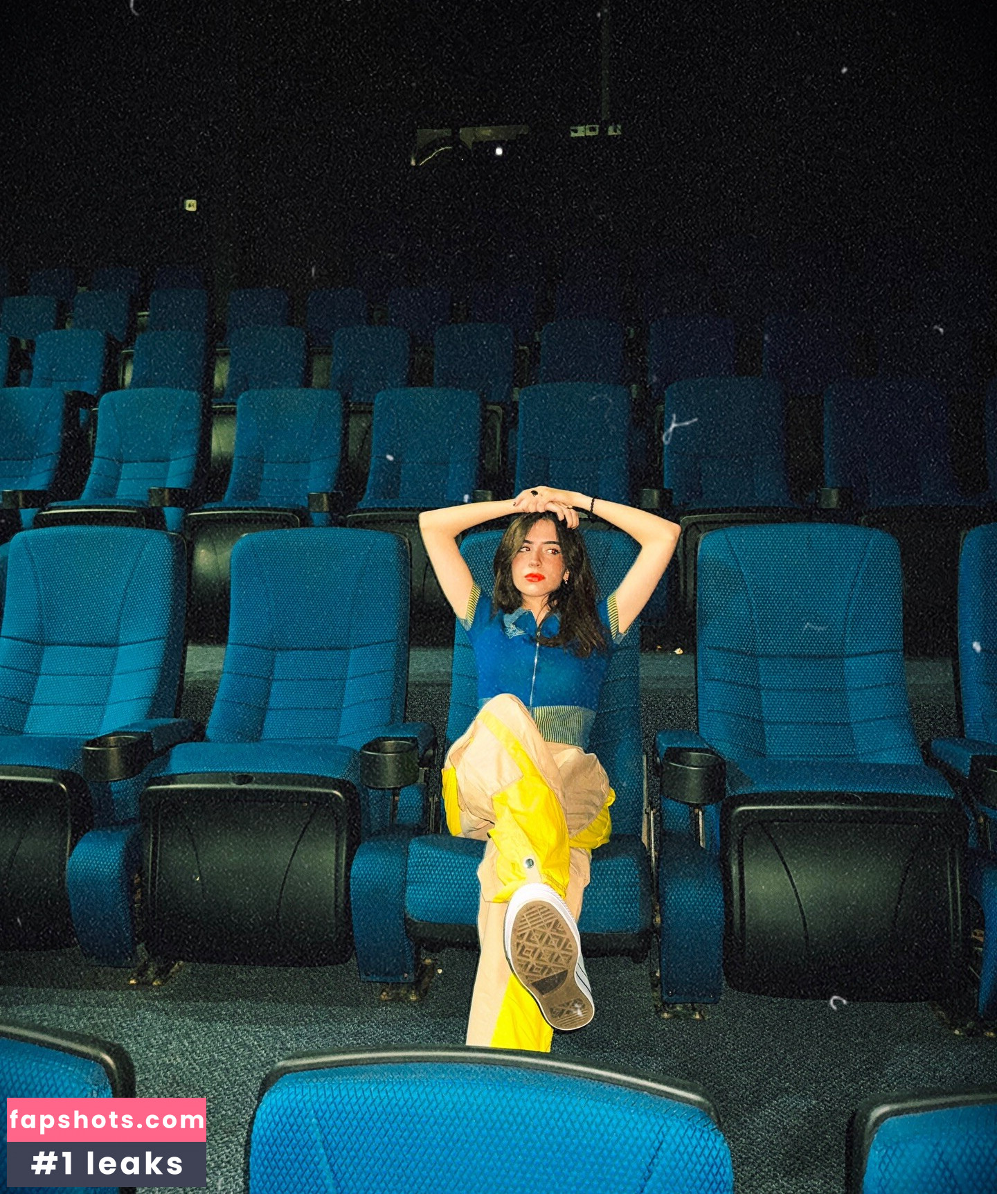 Gabriela Bee nude babe gallery