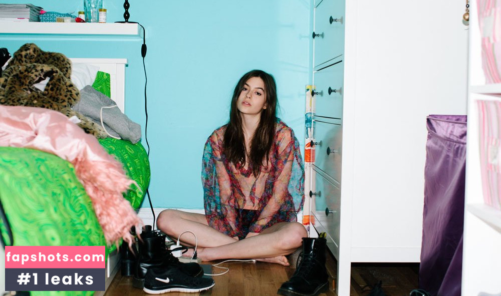 Gabriela Bloomgarden gallery photo #2