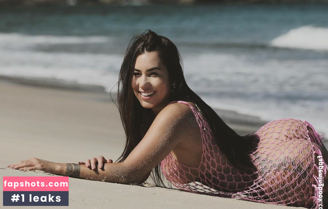 Gabriela Campos gallery photo #26