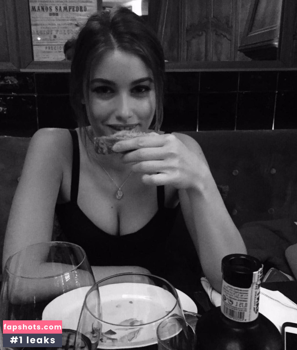 Gabriela Giovanardi Filtración Desnuda OnlyFans Foto #26 - Fapshots