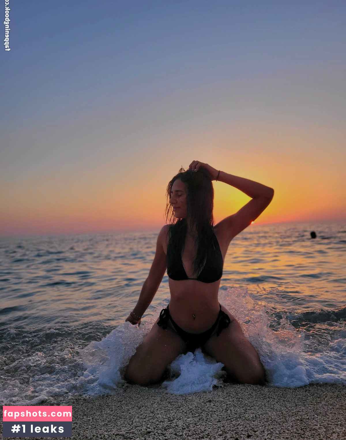 gabriela_miha18 gallery photo #9