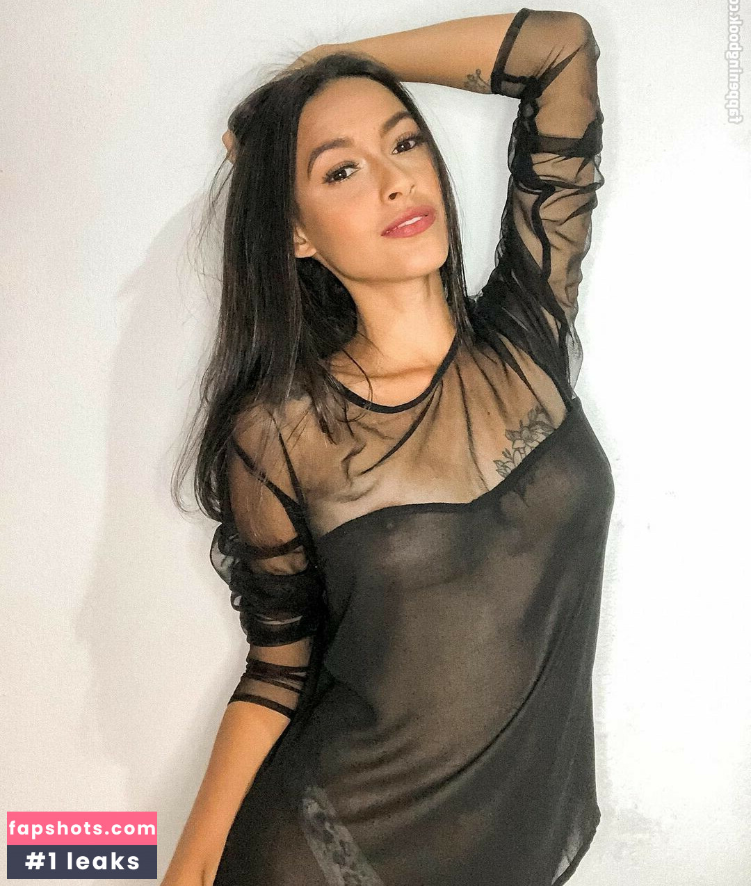 Gabriela Santos Flor gallery photo #3