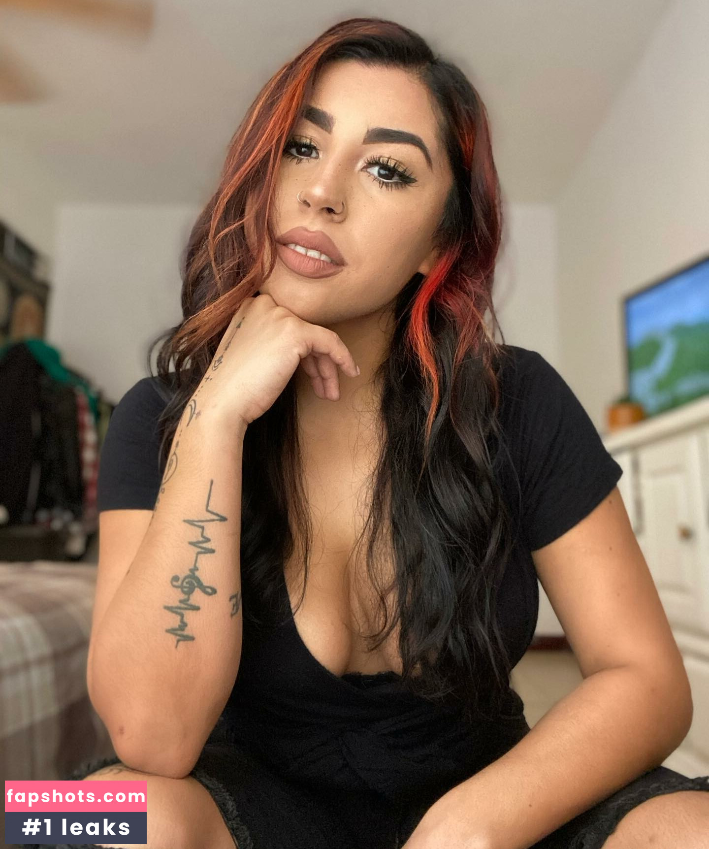 gabrielamal_ gallery photo #9