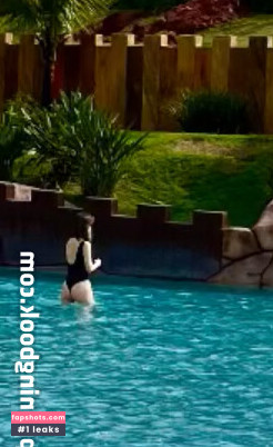 Gabriele Oliveira gallery photo #20