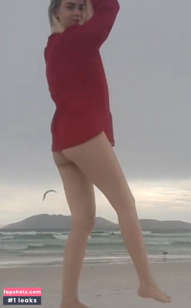 Gabriele Oliveira gallery photo #9