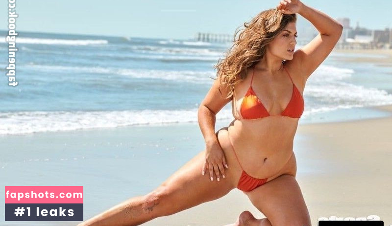 Gabriella Halikas gallery photo #2