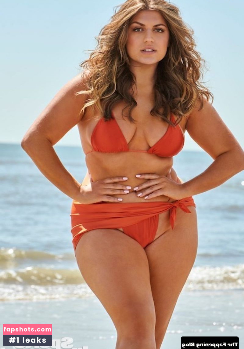 Gabriella Halikas gallery photo #32