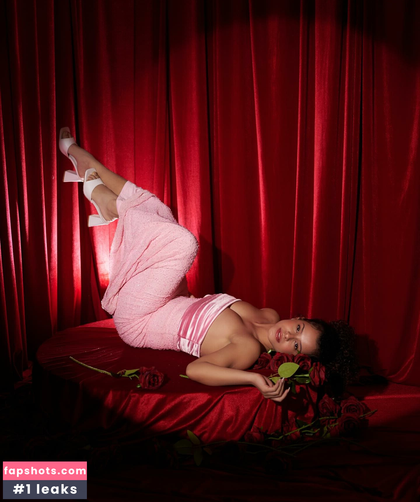 Gabriella Saraivah gallery photo #14