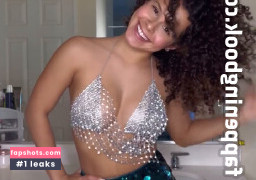 Gabriella Saraivah gallery photo #19