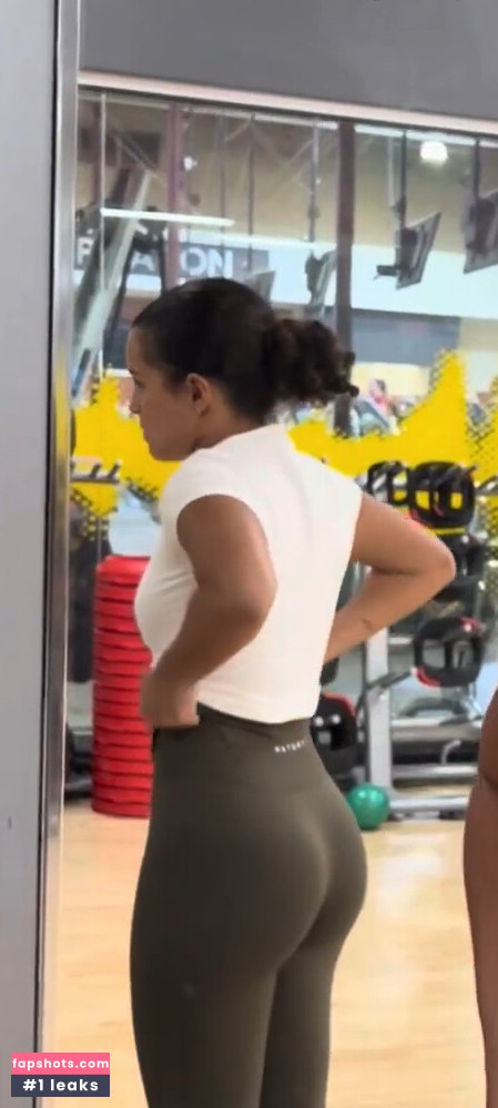 Gabriella Saraivah gallery photo #26