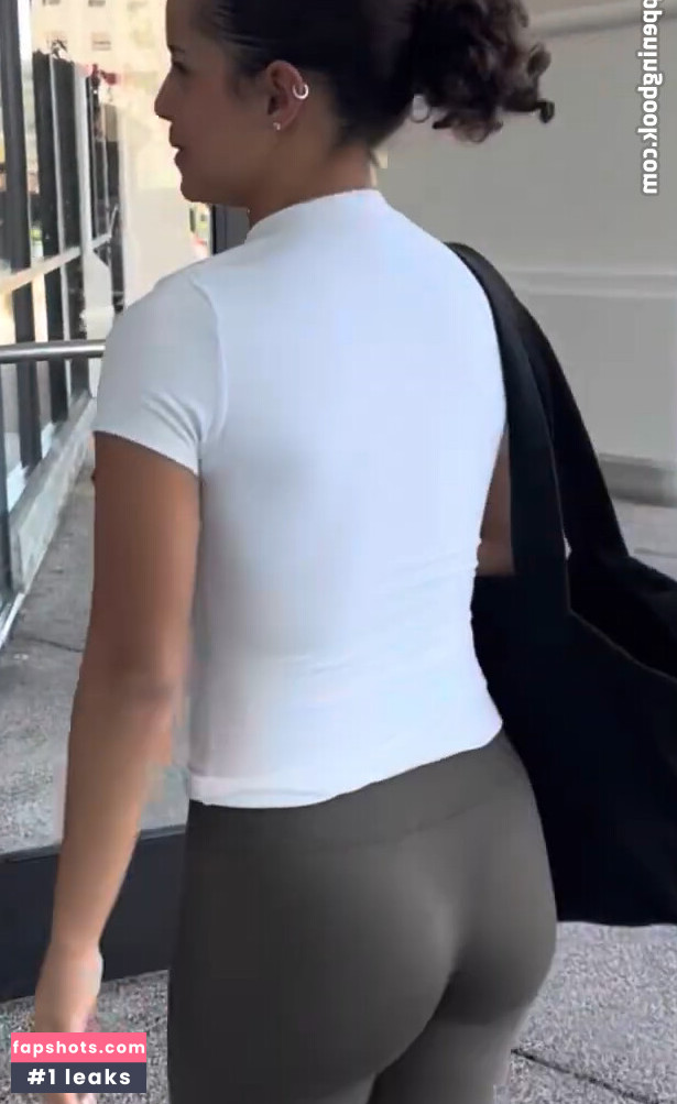 Gabriella Saraivah gallery photo #30