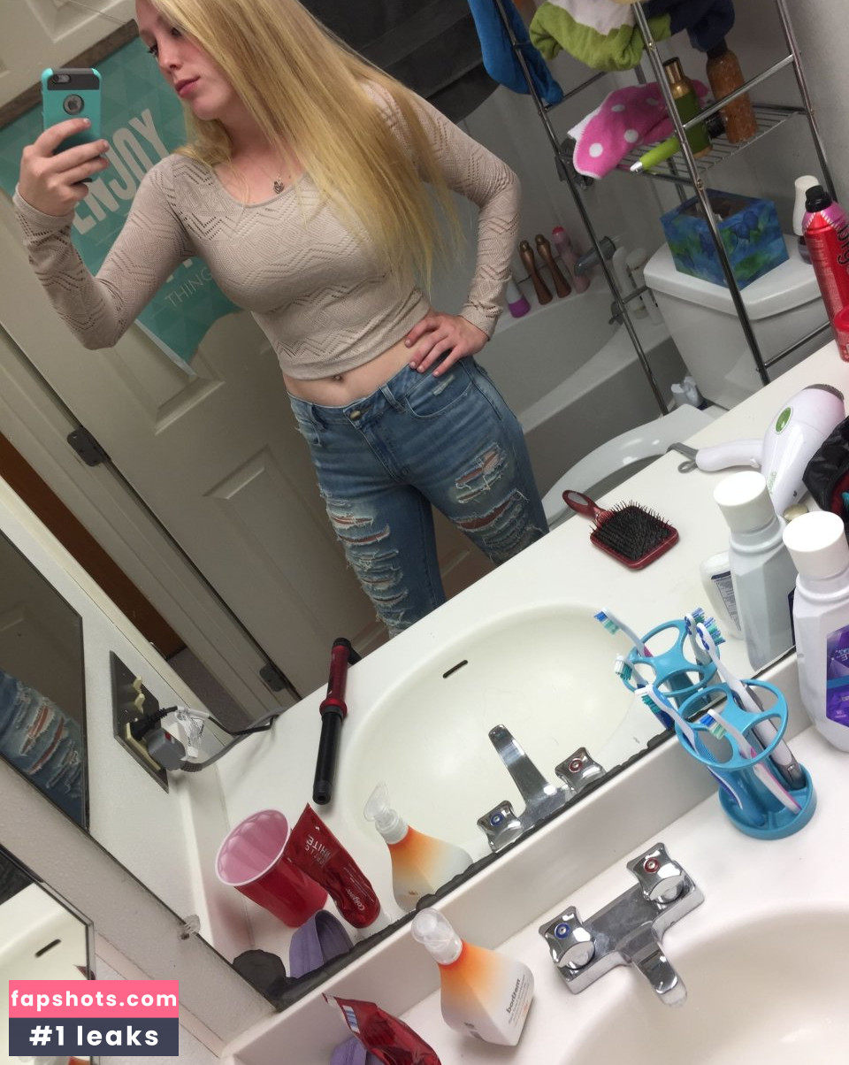 Gabriella Schilling Nude Leaks OnlyFans Photos #4 - LeakJerk