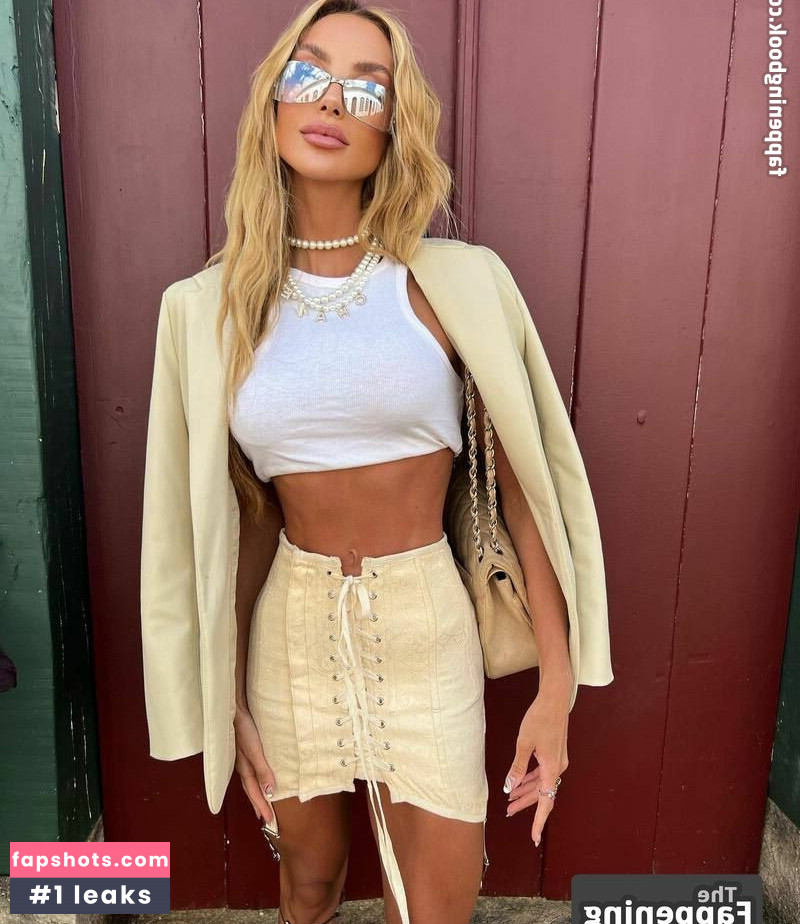 Gabrielle Araujo gallery photo #17