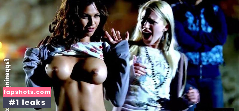 Gabrielle Richens gallery photo #4