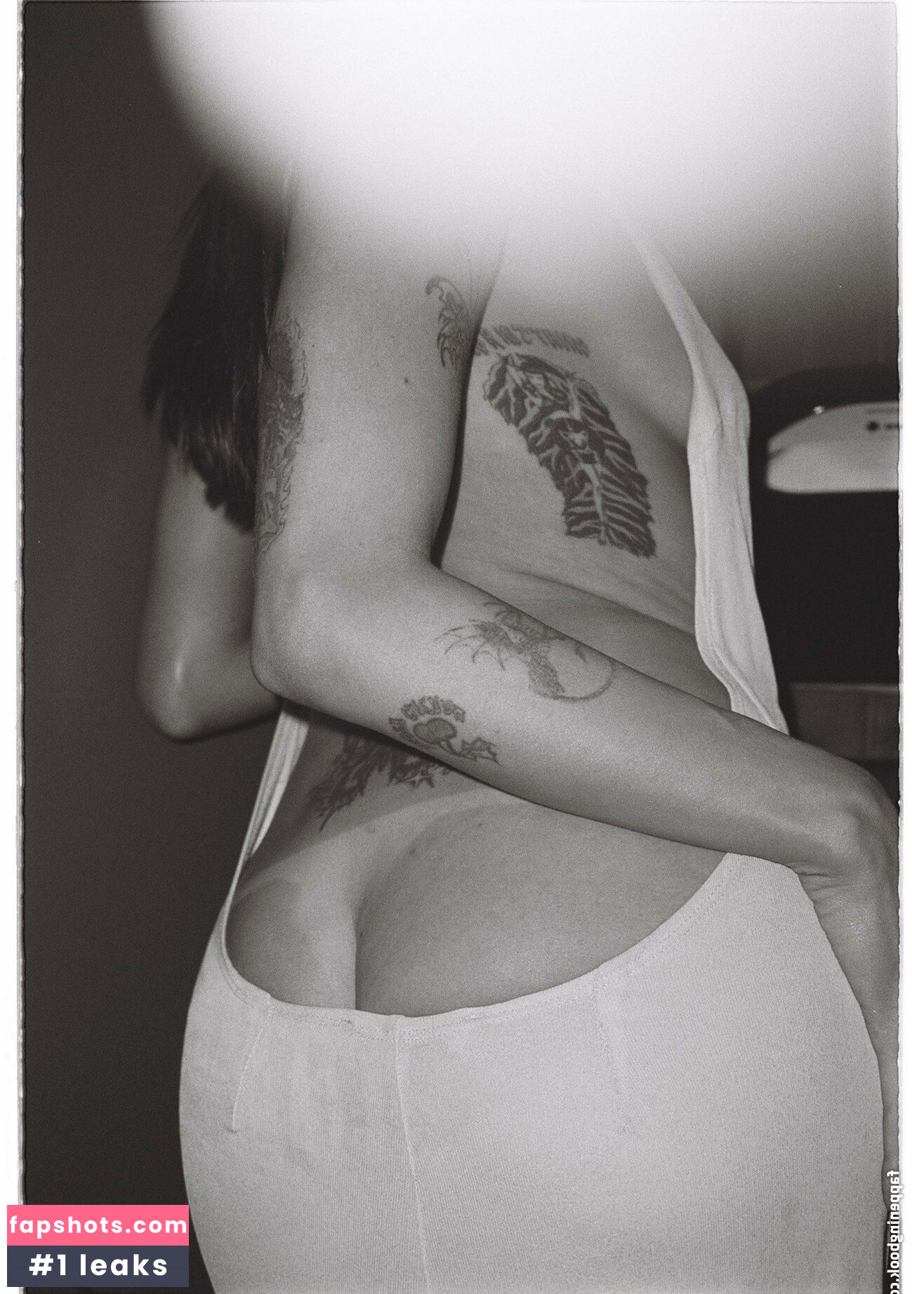 Gabriette Bechtel Nude Leaks OnlyFans Photos #2 - Fapshots