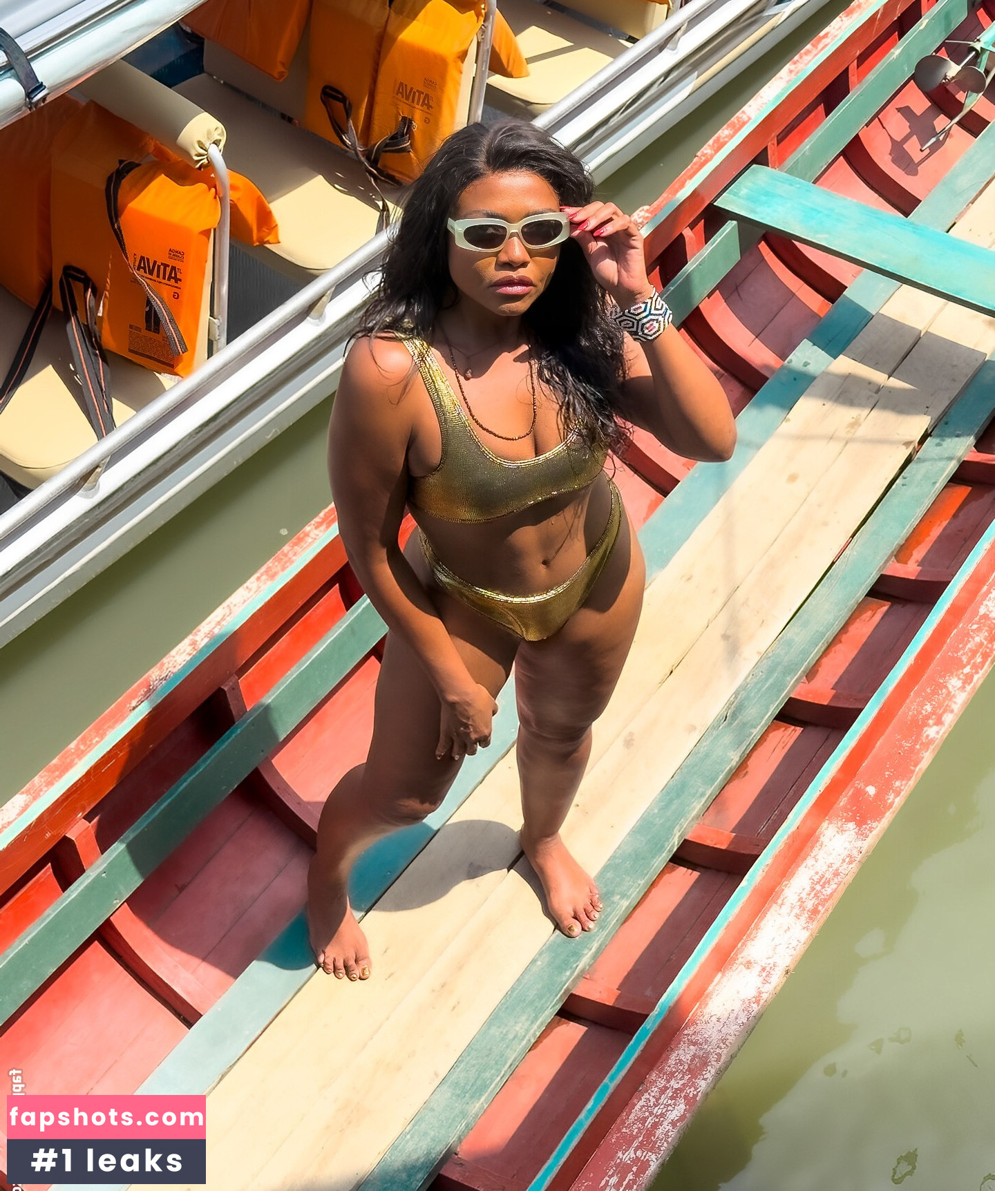 Gaby Amarantos gallery photo #15