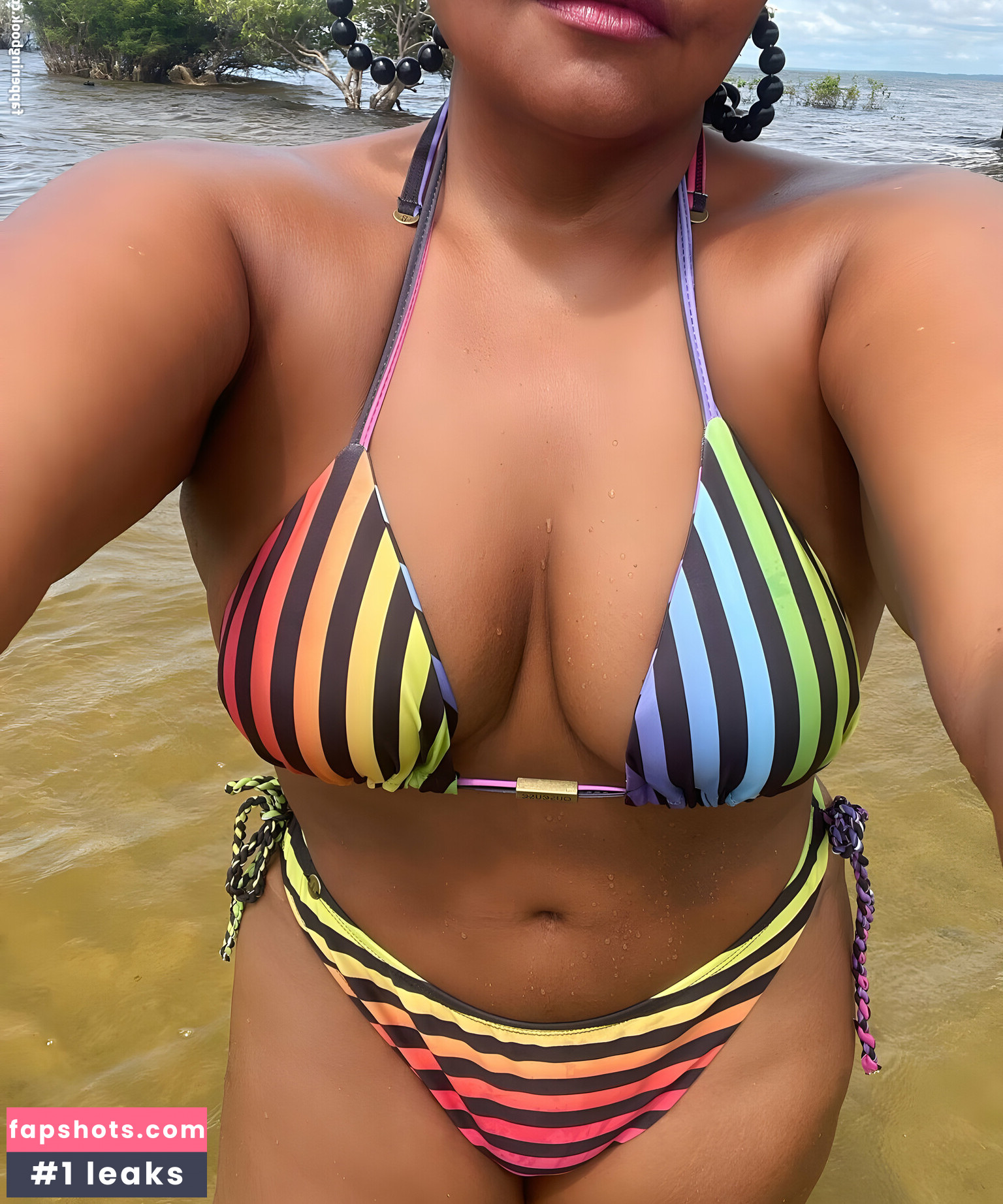 Gaby Amarantos gallery photo #46