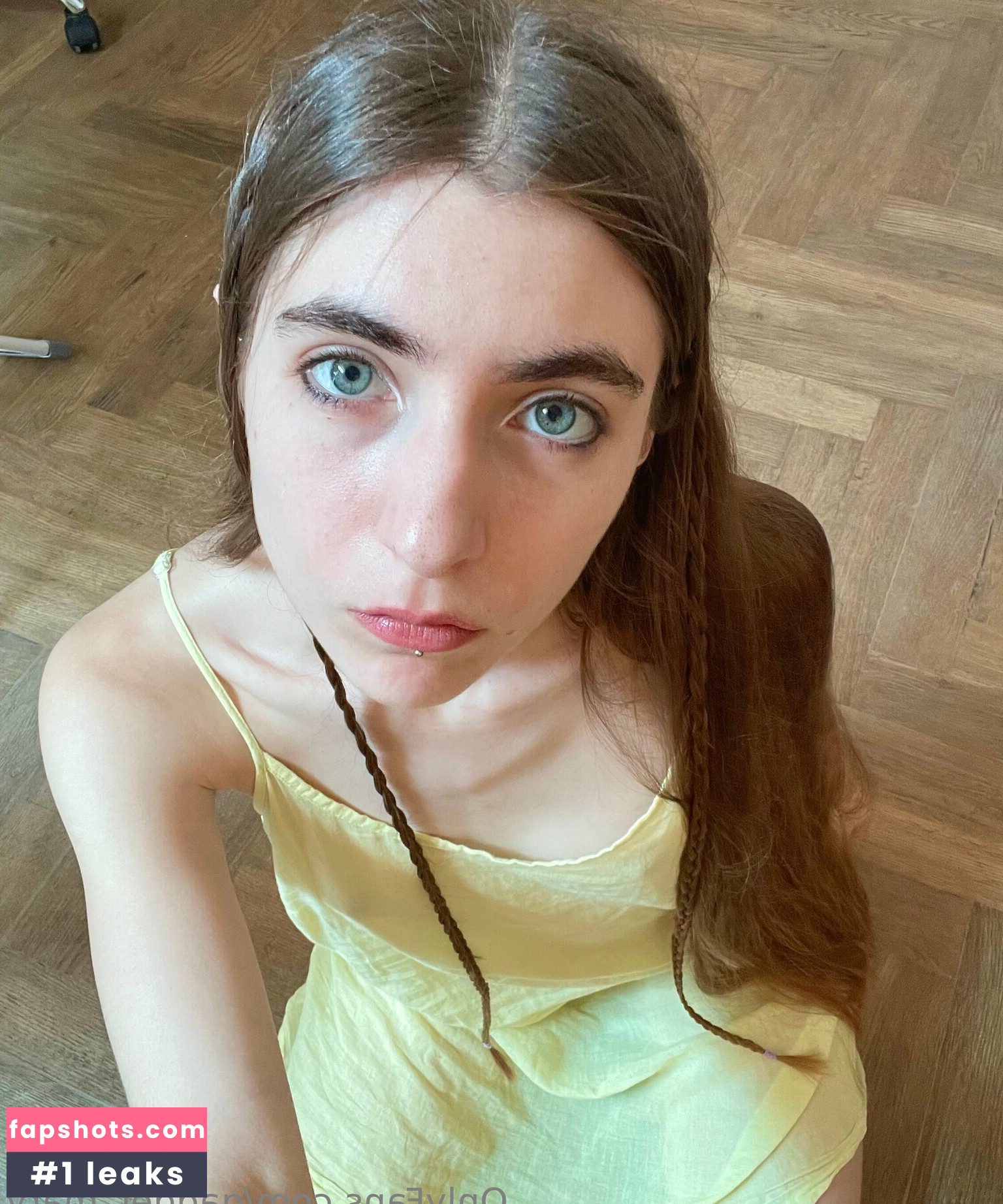 gadget_mary gallery photo #16