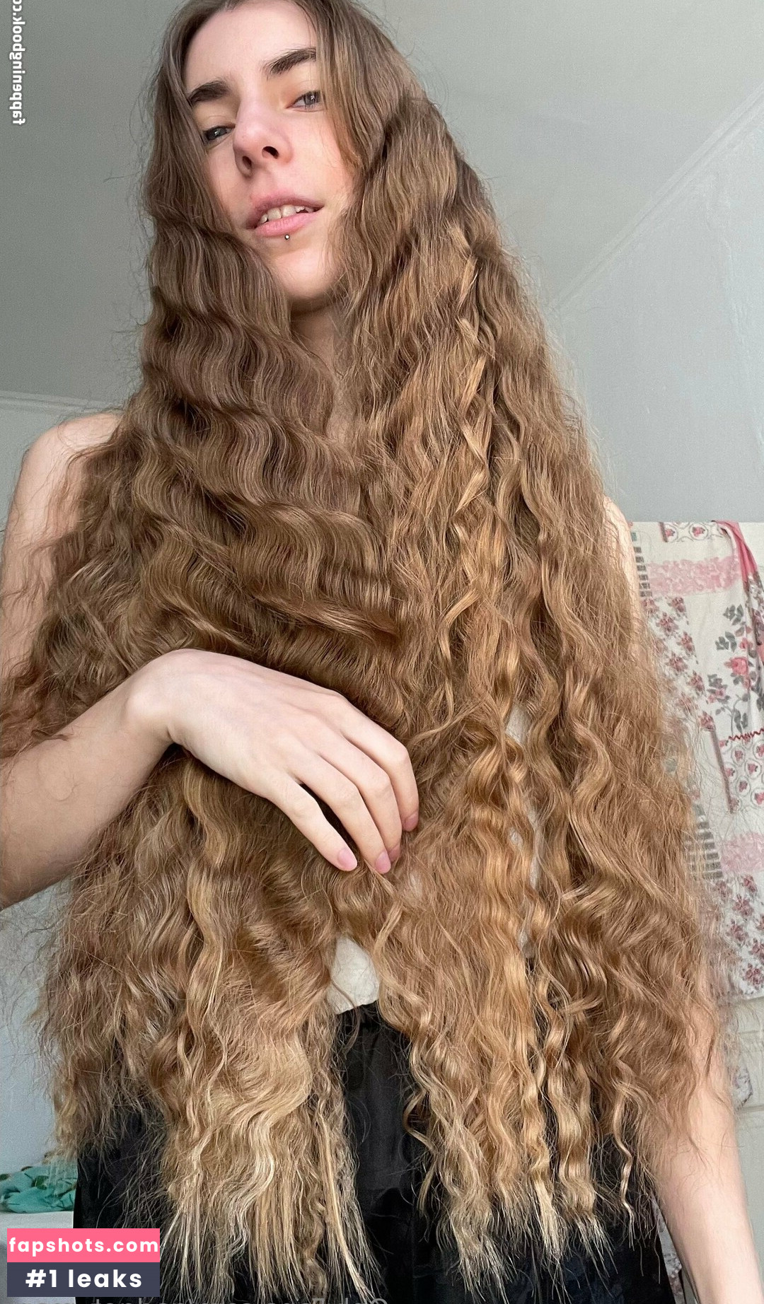 gadget_mary gallery photo #9