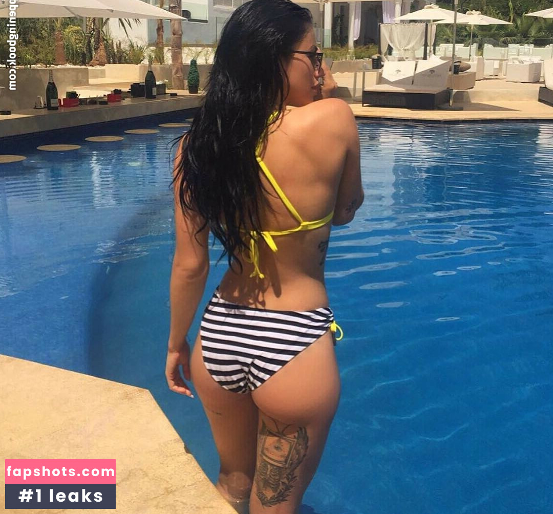 Gaelle Garcia Diaz gallery photo #57