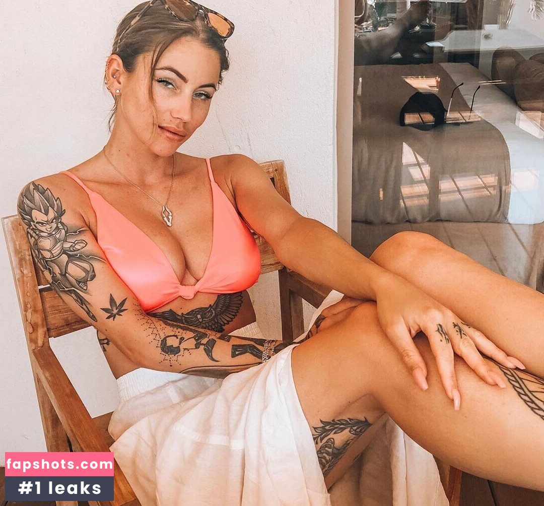 Gaelle Garcia Diaz gallery photo #65