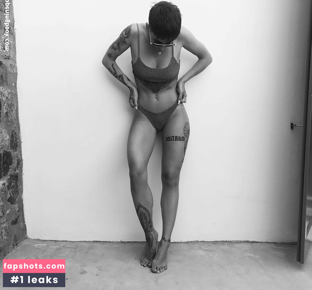 Gaelle Garcia Diaz gallery photo #67