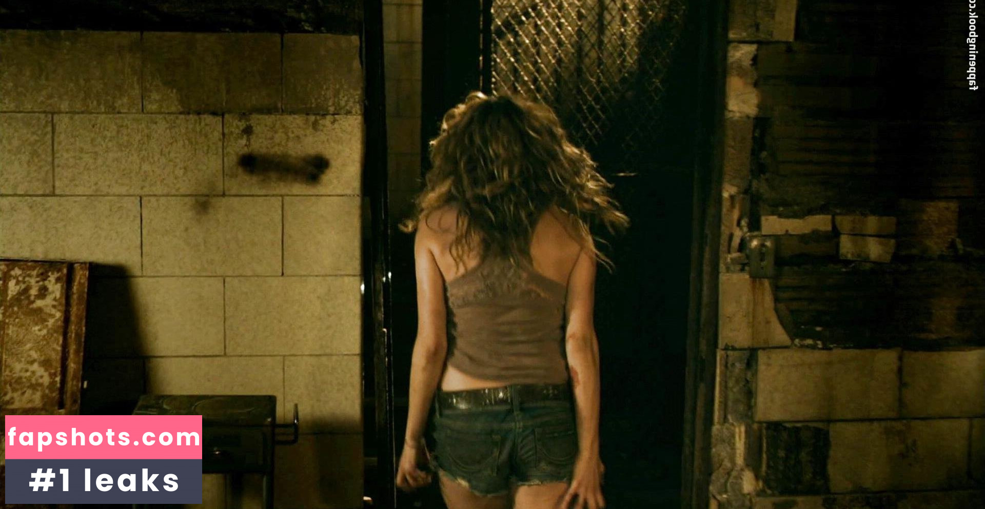 Gage Golightly gallery photo #9