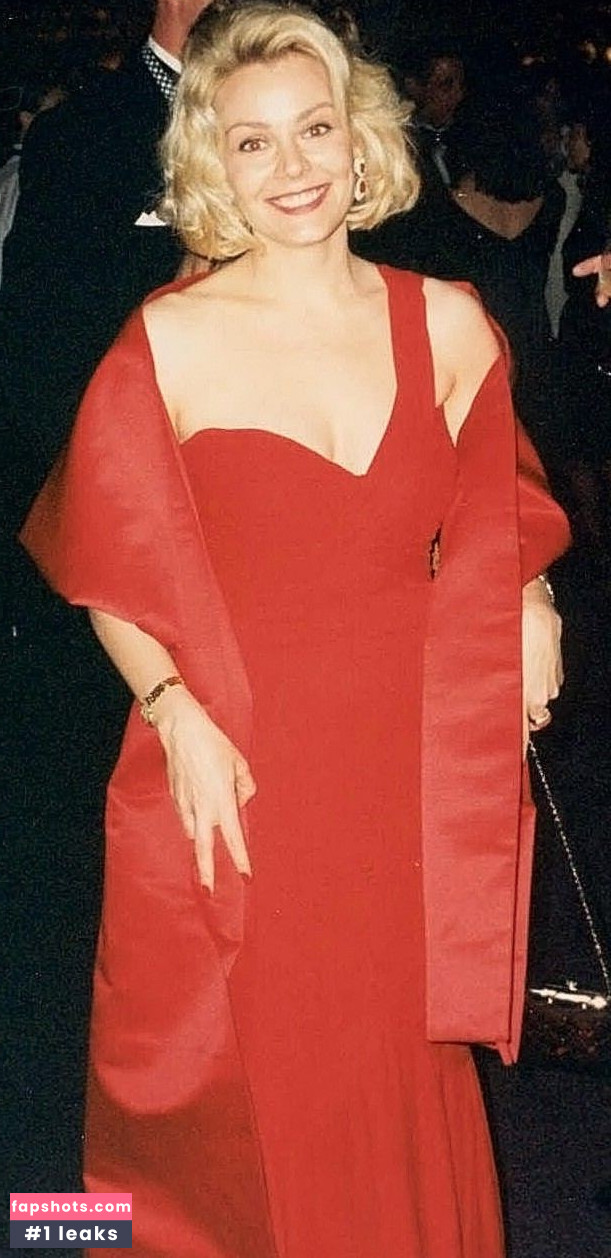 Gail O'Grady gallery photo #21