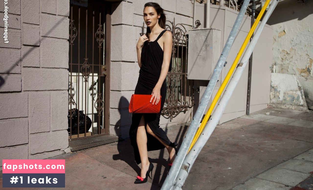 Gal Gadot gallery photo #28