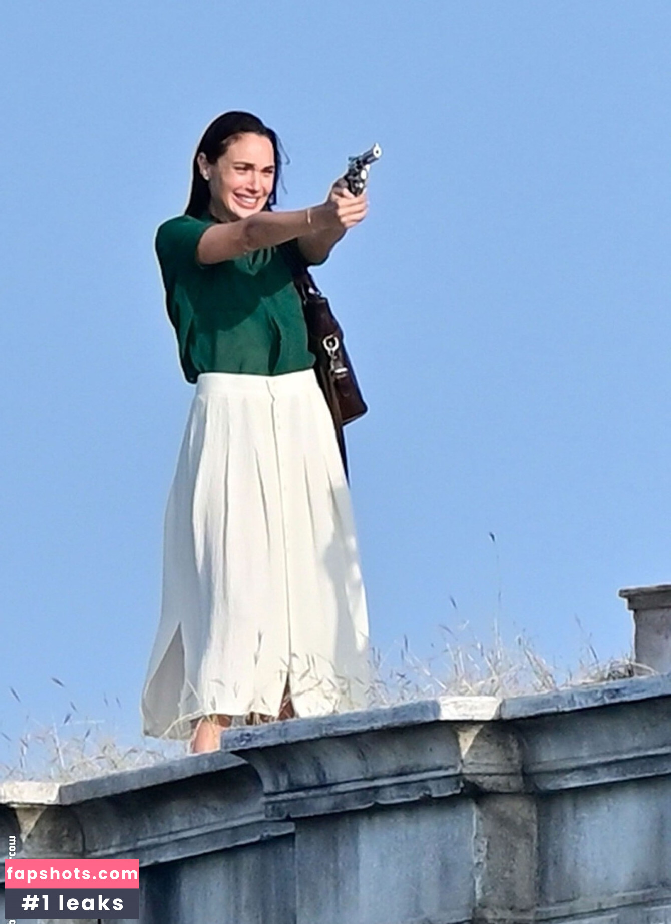 Gal Gadot gallery photo #332