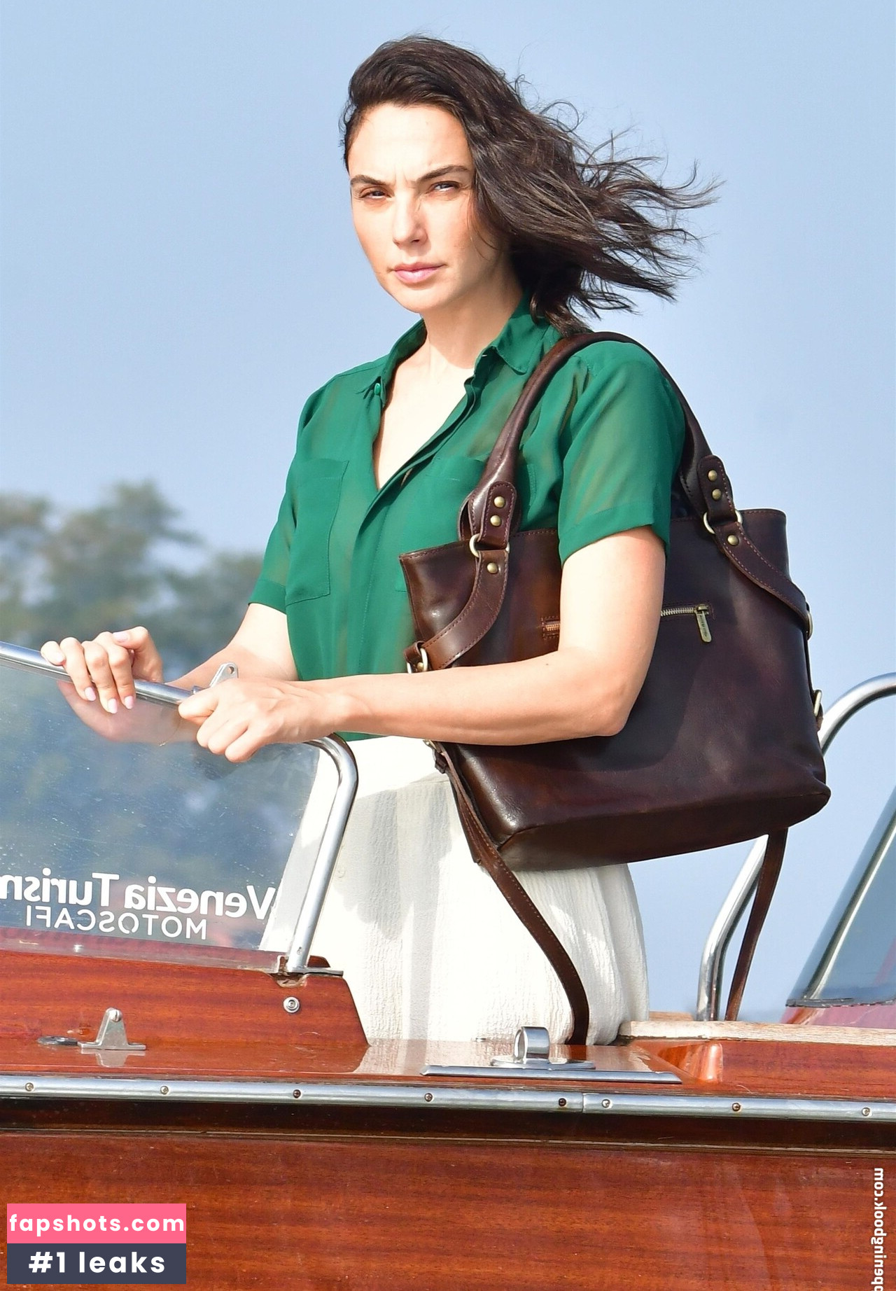 Gal Gadot gallery photo #342