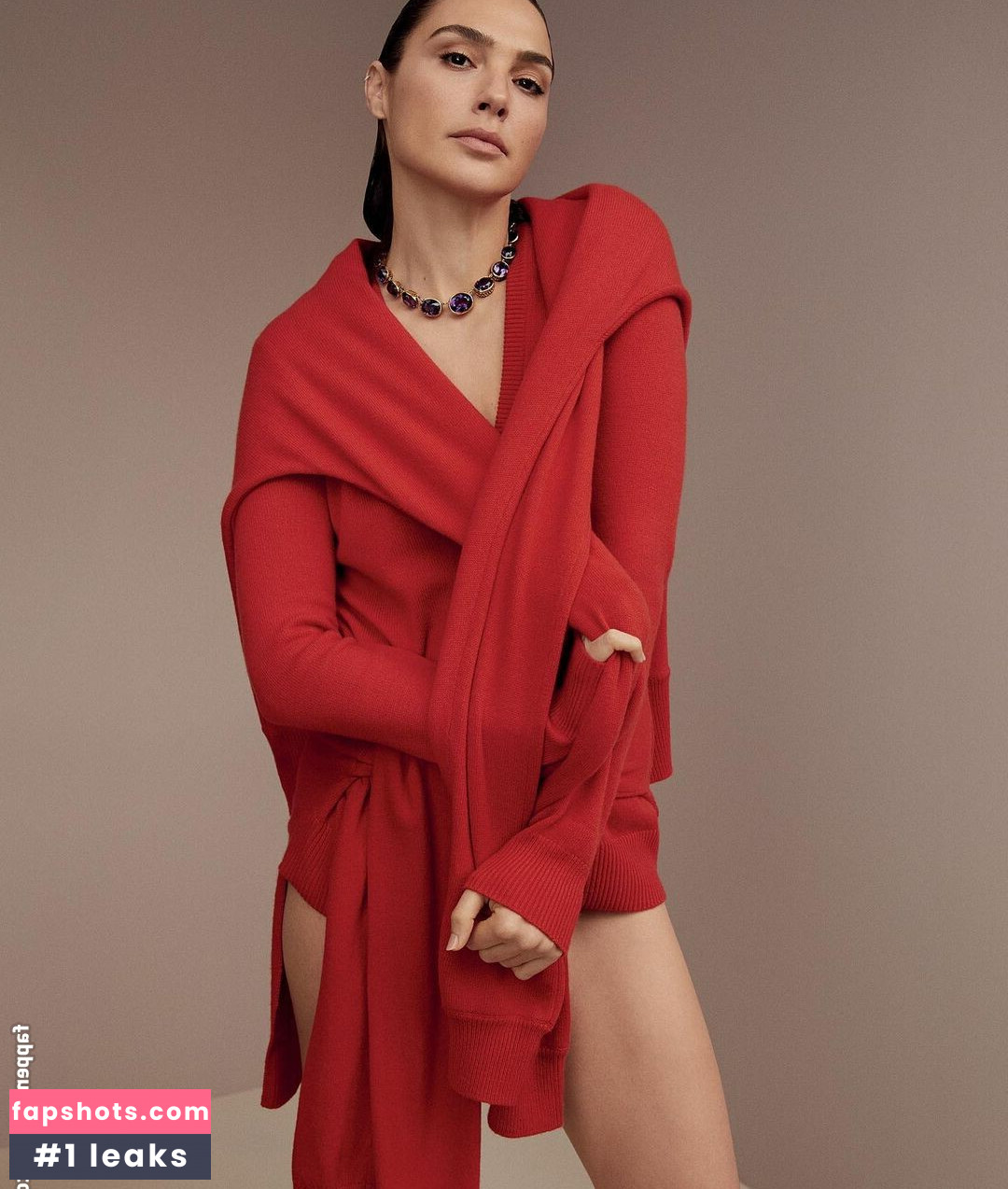 Gal Gadot gallery photo #350