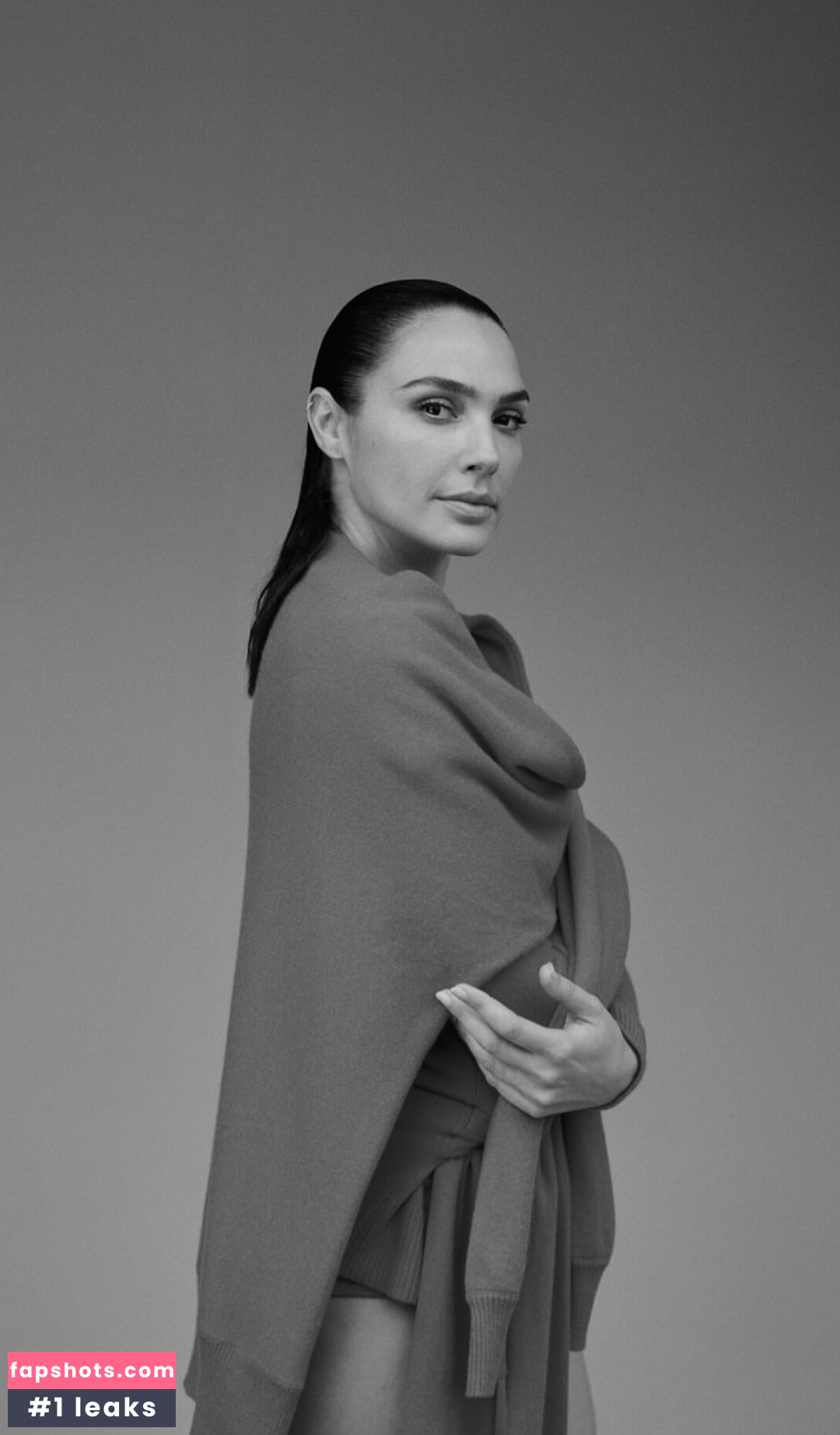 Gal Gadot gallery photo #351