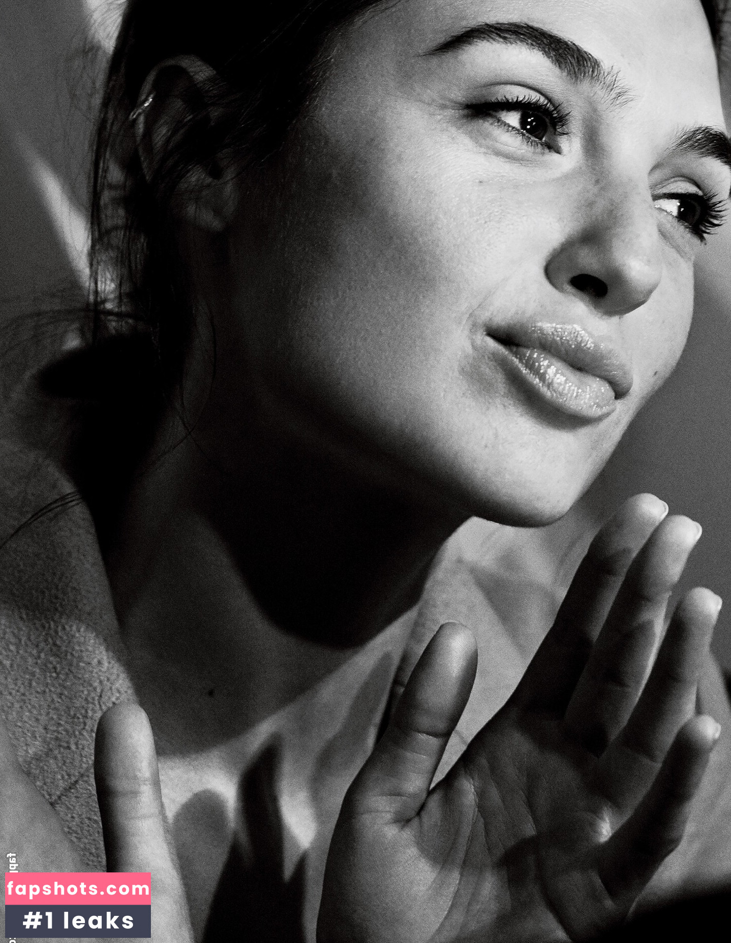 Gal Gadot gallery photo #359