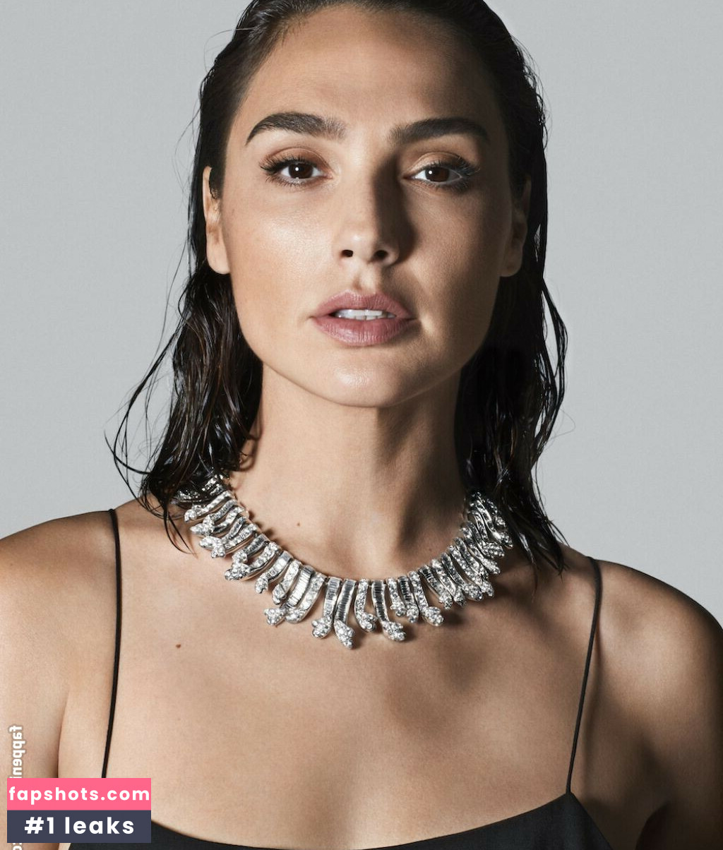 Gal Gadot gallery photo #366