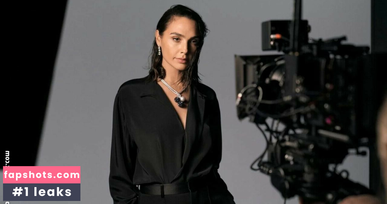 Gal Gadot gallery photo #367