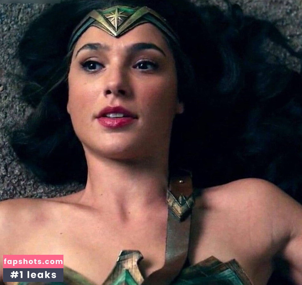 Gal Gadot gallery photo #431