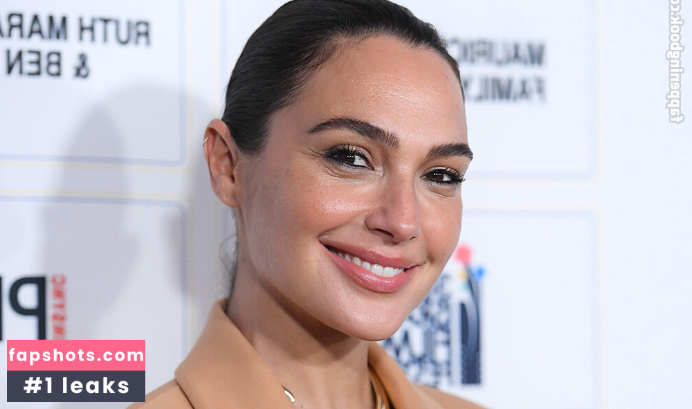 Gal Gadot gallery photo #45