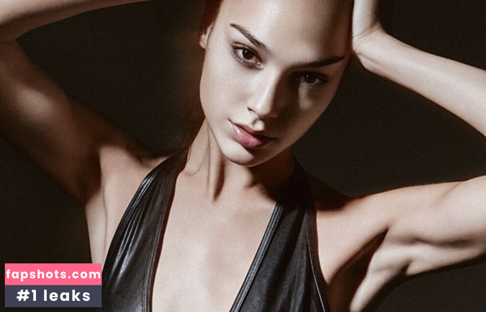 Gal Gadot gallery photo #449