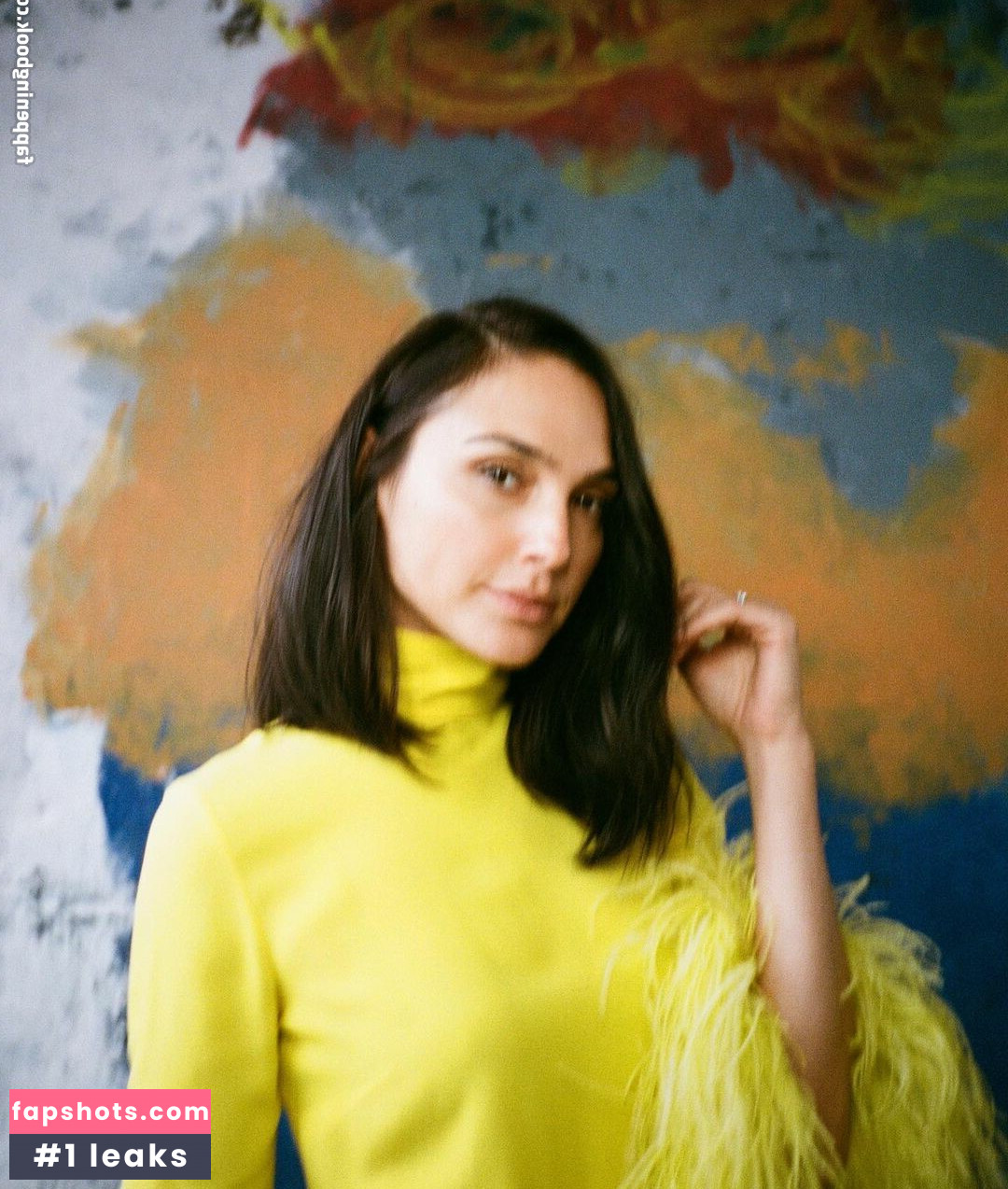 Gal Gadot gallery photo #486